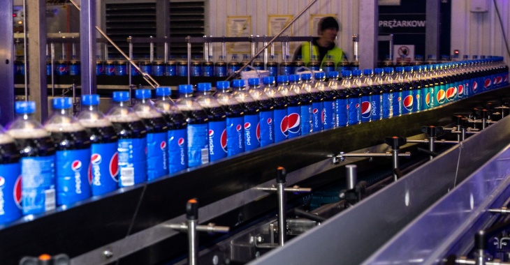 Zakład PepsiCo w Żninie uruchamia nowoczesną linię produkcyjną Pepsi