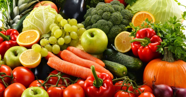 Jak komponować posiłki zawierające warzywa i owoce? Jakich kombinacji unikać?