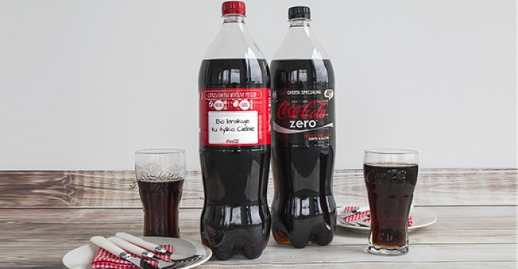 Coca-Cola zaskakuje nową etykietą