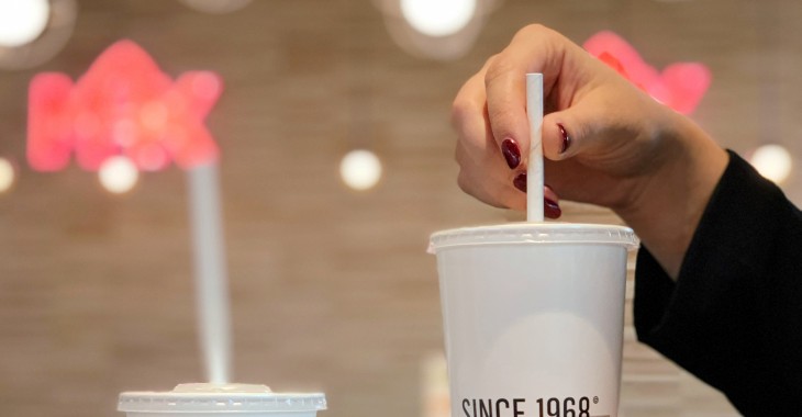 Max Premium Burgers zmniejsza zużycie plastiku w restauracjach