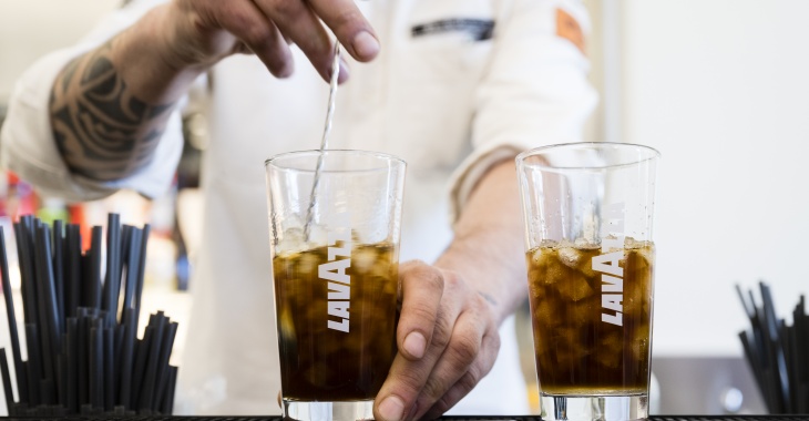 Lavazza prezentuje przepisy na najlepsze drinki kawowe!